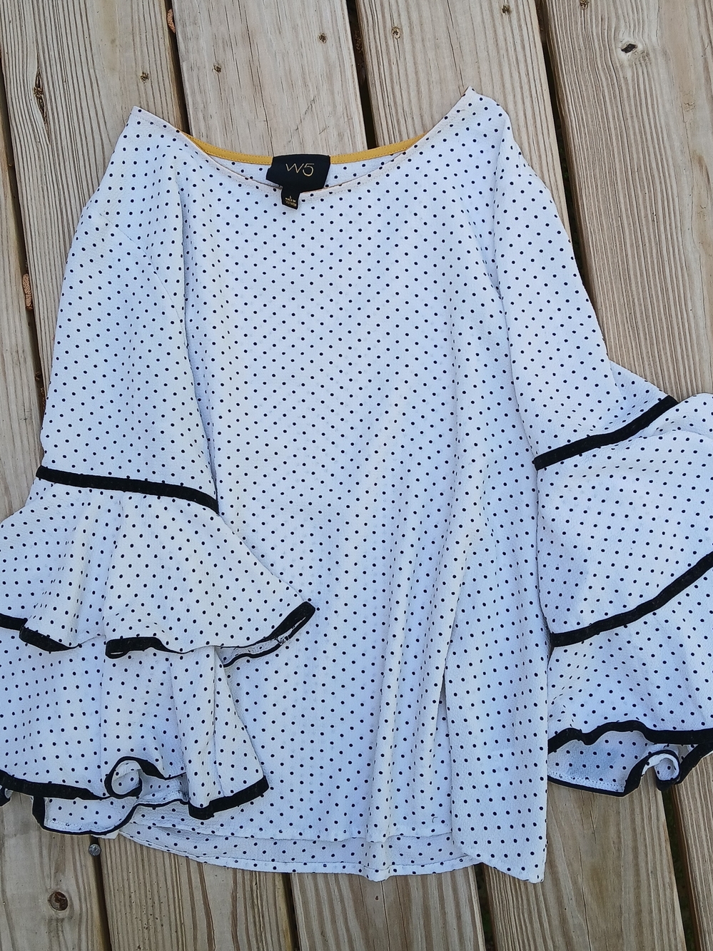 W5 White with Black Polka Dot Ruffle Sleeve Top